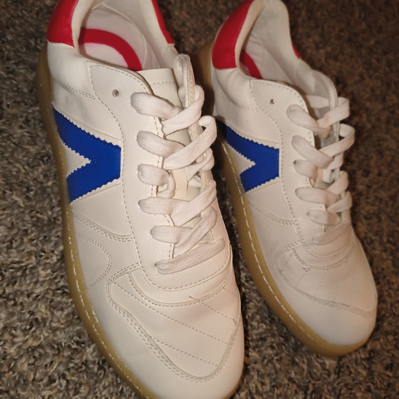 Mia Vesta Women's Sneakers Size 9 - Picture 6 of 6